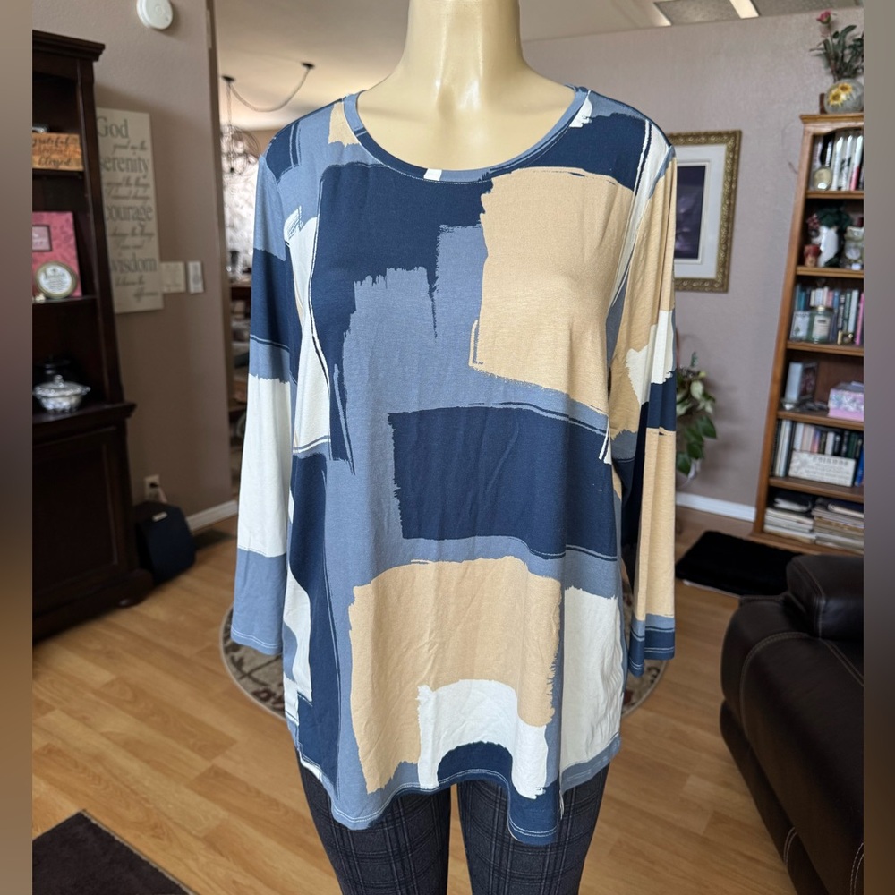 Abstract Block Print Long-Sleeve Top in Navy and Tan